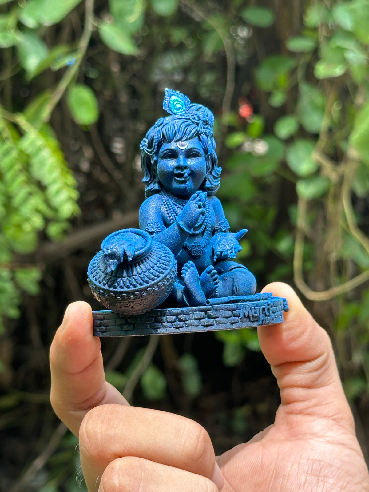 Makhan Chor Laddu Gopal | Bal Krishna Murti | Krishna Eating Makhan Idol