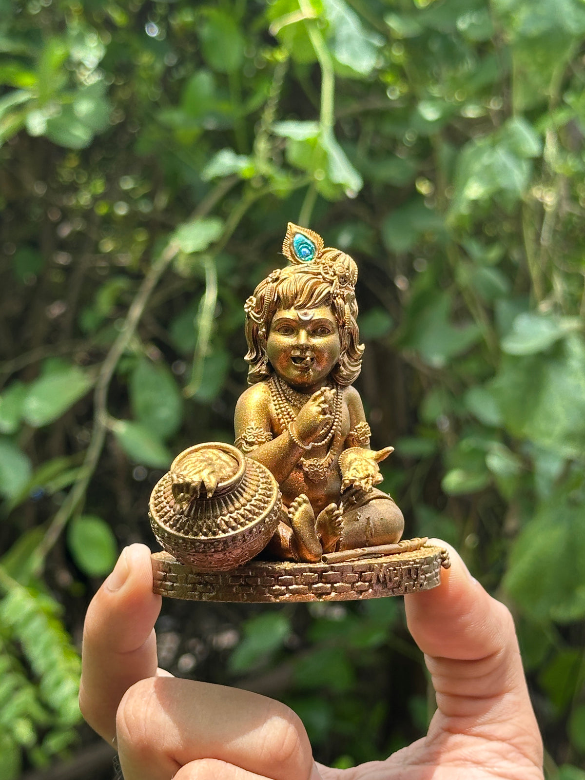 Makhan Chor Laddu Gopal | Bal Krishna Murti | Krishna Eating Makhan Idol